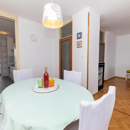 Apartament Ryanair's Urban Flat In Zadar-kolovare Zadar