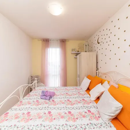 Apartment Ryanair'S Urban Flat In Zadar-Kolovare Beach *