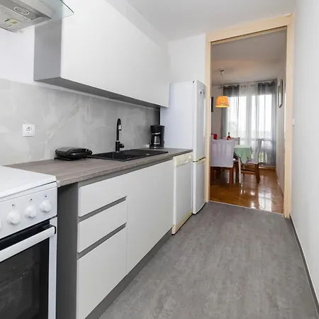 Ryanair'S Urban Flat In Zadar-Kolovare Beach