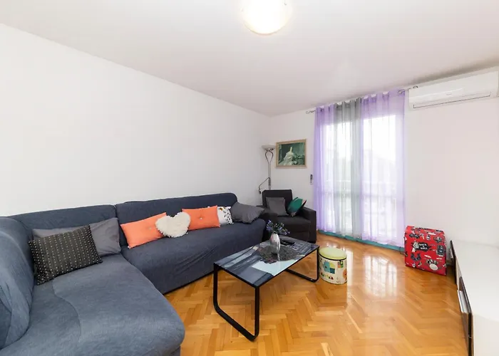 Ryanair's Urban Flat In Zadar-kolovare * Zadar